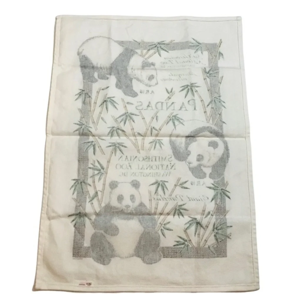 Smithsonian Nation Zoo Giant Panda Washington Dish Towel Animal Lover NEW